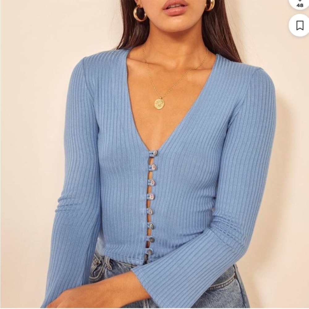 Reformation Gellar Long Sleeve V Neck Knit Button Top - Blue - Large